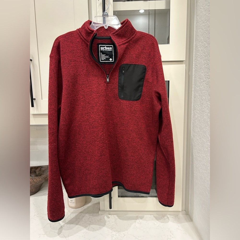 Men’s pullover